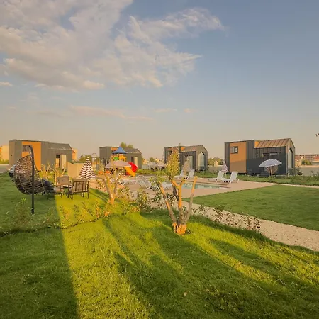 Serenity Village بيليك